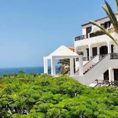 Apartamento With Beautiful Ocean View *
